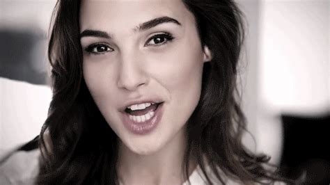 gal gadot gif|↳ GAL GADOT GIF HUNT Under the cut you’ll find 116 gifs of